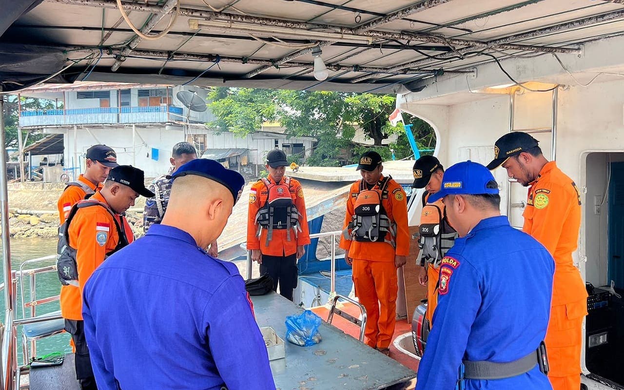 tugboat-tenggelam-3-orang-dalam-pencarian